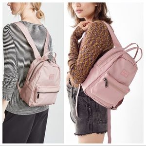🆕NWT Herschel Supply Co. Satin Nova Mini Backpack
